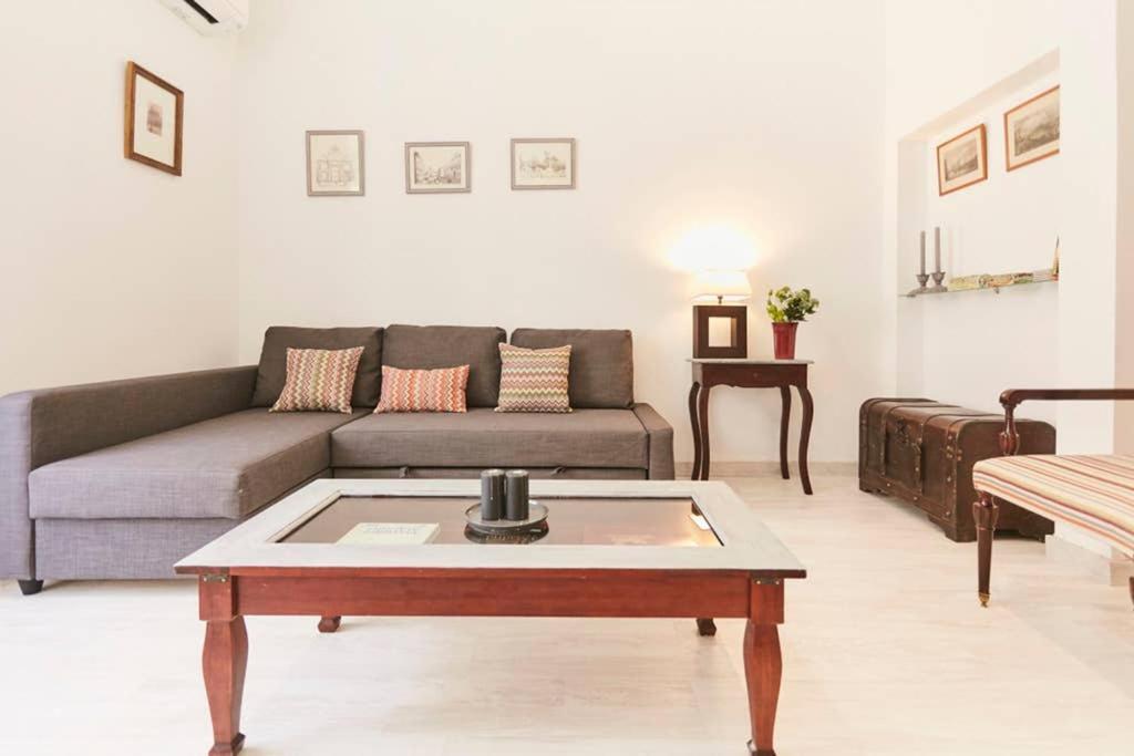 Ferienwohnung Original Y Coqueto Apartamento Junto A Plaza Mayor Madrid Exterior foto